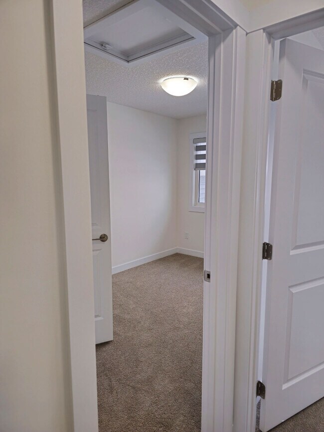 Photo du bâtiment - 83 Fenwyck Blvd