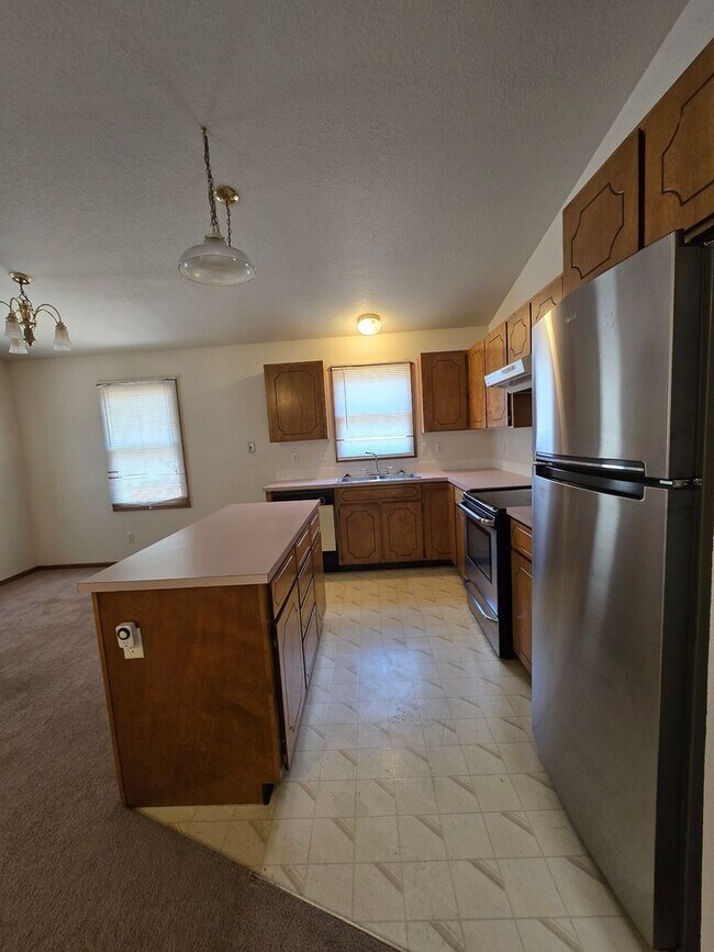 Building Photo - Great House In Fort Collins