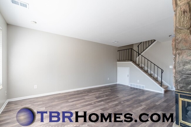 Photo - 6901 W 87th Way House