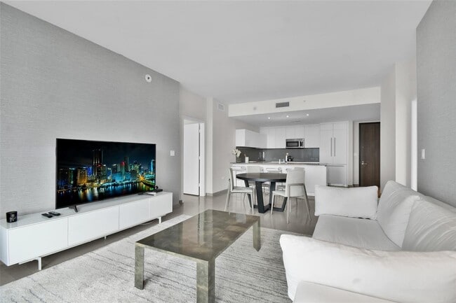 Foto del edificio - 88 SW 7th St