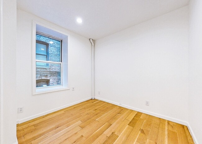 Building Photo - Edgecombe Avenue