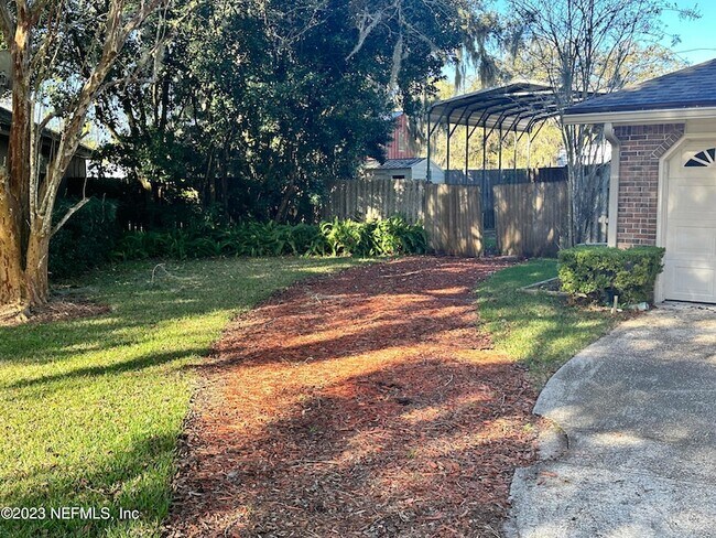 Foto del edificio - 4345 Gran Meadows Ln S