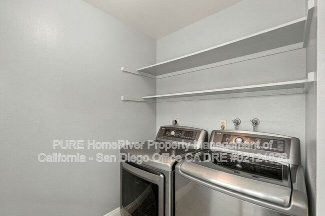 Building Photo - 11128 Poblado Rd