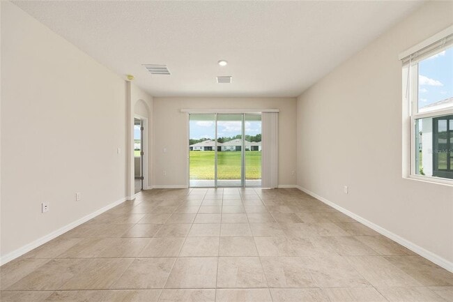 Building Photo - 5253 NW 43rd Ln Rd