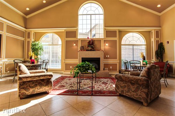 Foto principal - 9465 Clearwood Dr