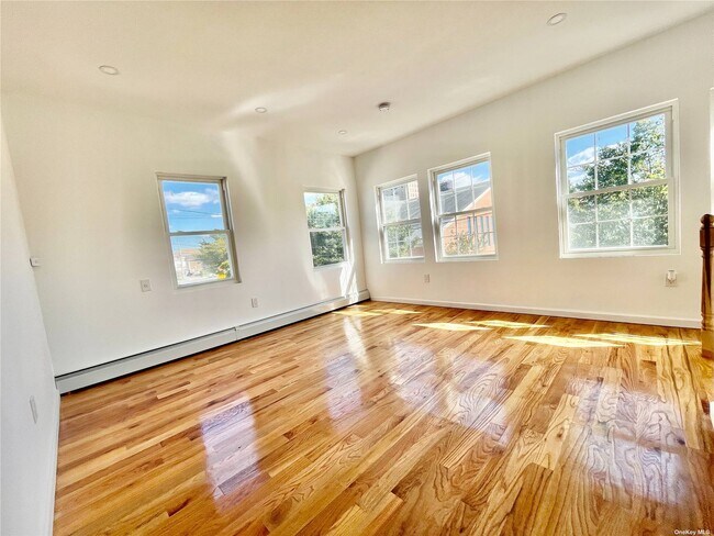 Building Photo - 347 Beach 43rd St