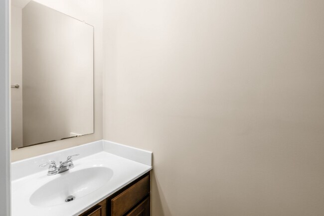 Foto del edificio - 294 McElhinny Ln