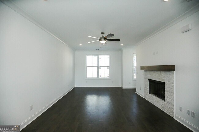Building Photo - 1186 Farmstead Rd