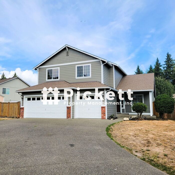 2990 NE Mercer Ct, Bremerton, WA 98311 House Rental in Bremerton, WA