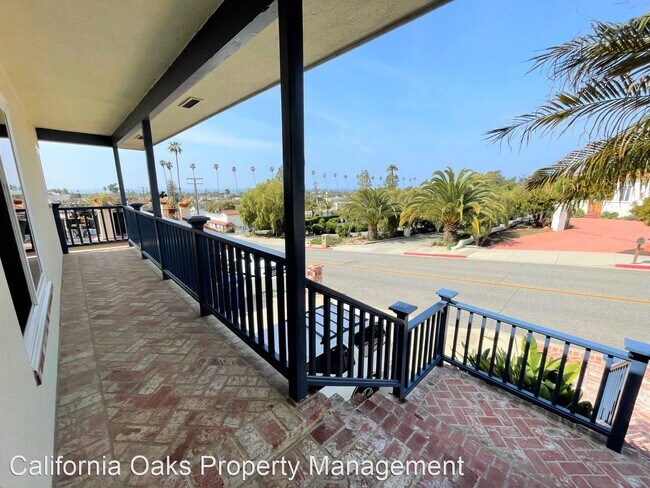 Foto del edificio - 3 br, 2 bath House - 266 N. Catalina St.