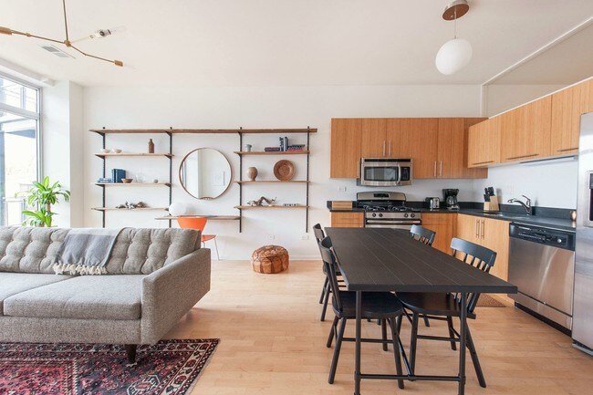 Foto del edificio - 2666 N Halsted St