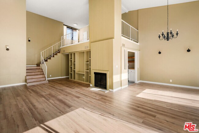 Foto del edificio - 1944 Glendon Ave