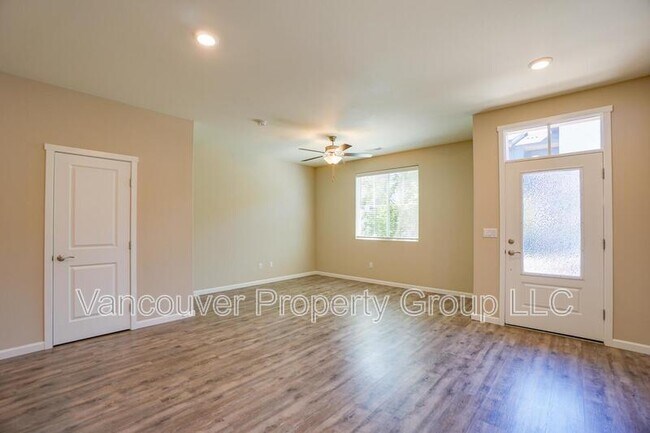 Building Photo - 15224 NE 70th St