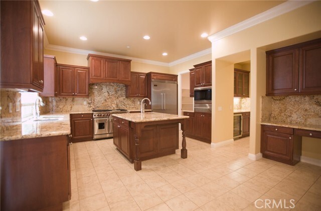 Foto del edificio - 18549 Clydesdale Rd