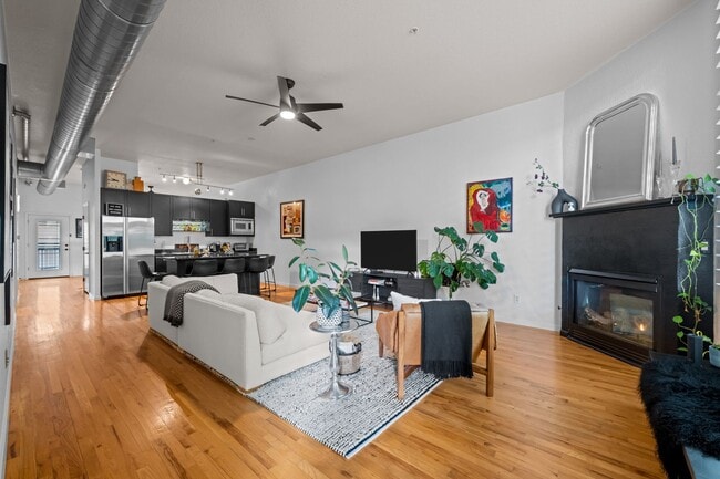 Building Photo - Amazing 1 Bedroom in the Heart of Lowry