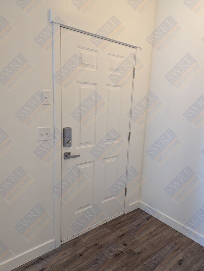 Foto del edificio - Available now! View Today by calling ShowM...