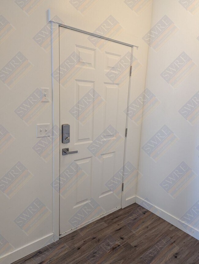 Foto del edificio - Available now! View Today by calling ShowMojo at 307.219.4881