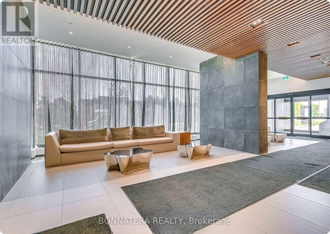 Building Photo - 297-1297 Oak Walk Dr