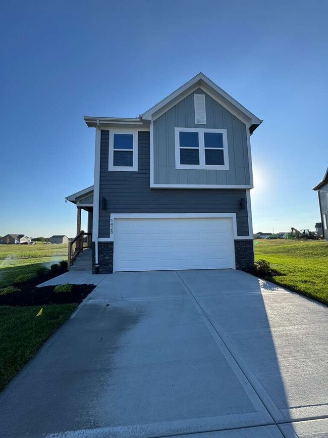 Building Photo - 1428 Vantage Dr
