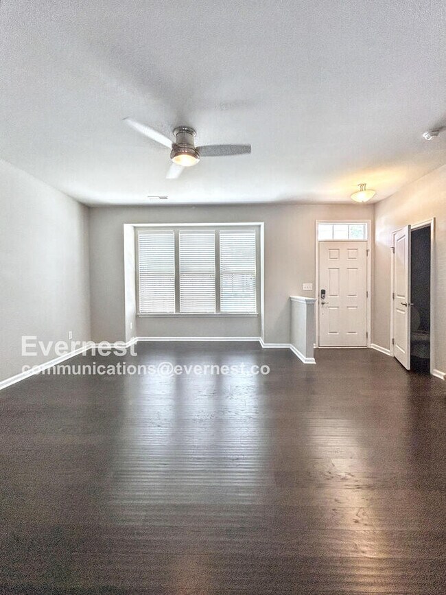 Foto del edificio - 4123 Audubon Pk Dr
