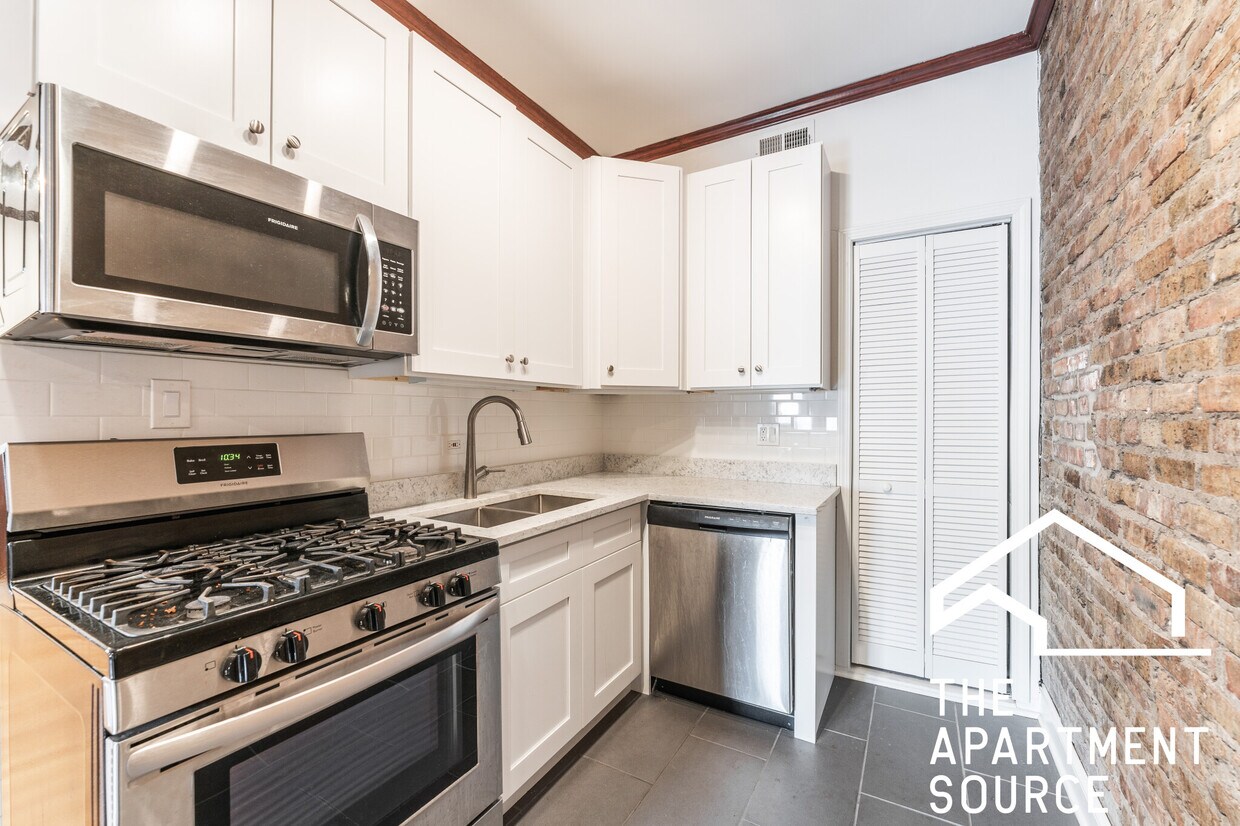 Foto principal - 2250 N Cleveland Ave