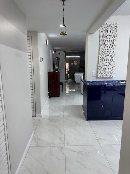 Foto del edificio - 7770 Tahiti Ln