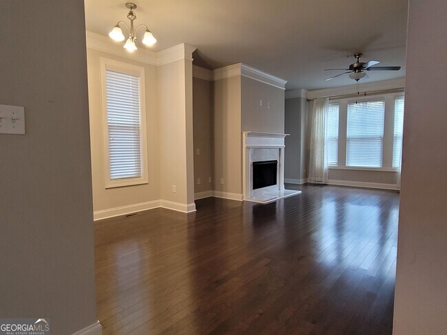 Foto del edificio - 4158 Butler Dr