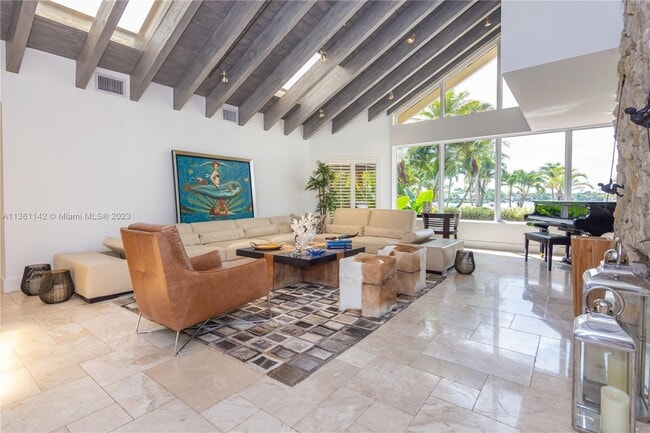 Building Photo - 9420 SW 136th St