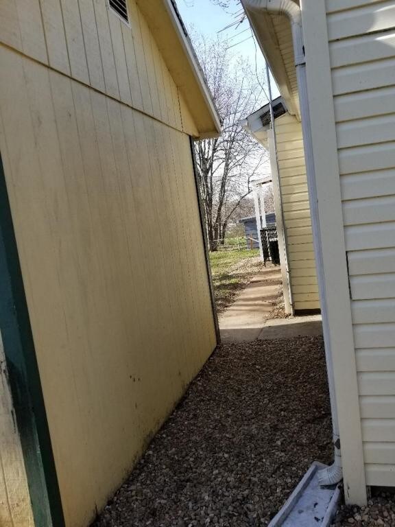 Building Photo - 4325 Rozier Dr