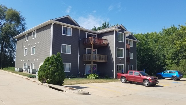 Building Photo - 4705 Chadwick Rd