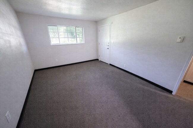 Building Photo - 510 E Pittsburgh McKeesport Blvd