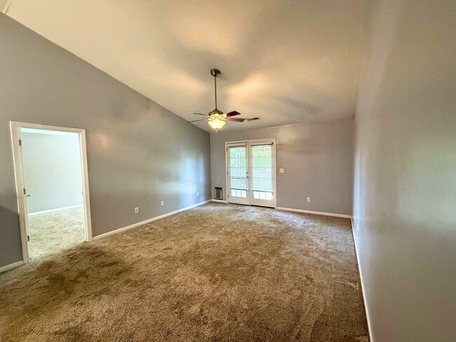 Building Photo - 209 Gibby Ln