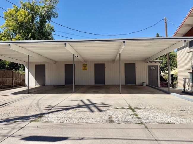 Photo - 670 E Coatsville Ave Apartment
