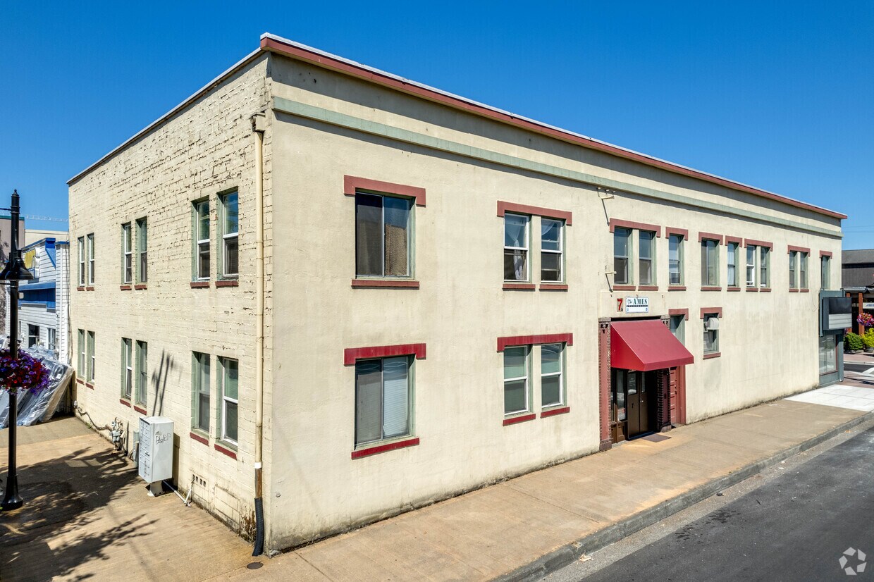 The Ames Apartments in Auburn, WA