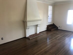 Building Photo - 4803-14 E Ocean Blvd