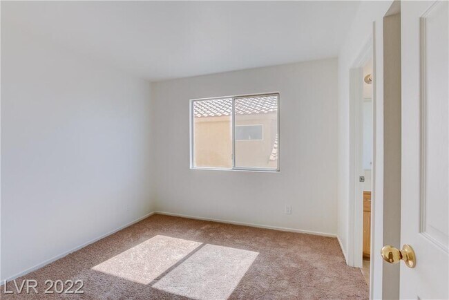 Foto del edificio - 8340 Classic Villa Ct