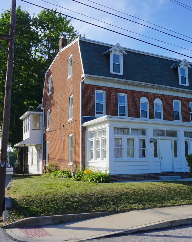 15 E Gay St, Red Lion, PA 17356 Townhome Rentals in Red Lion PA