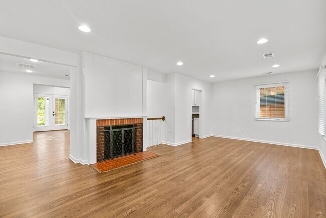 Foto del edificio - 3BR/4BA - Silver Spring Rambler on Quiet Cul-de-Sac Near Sligo Creek Park