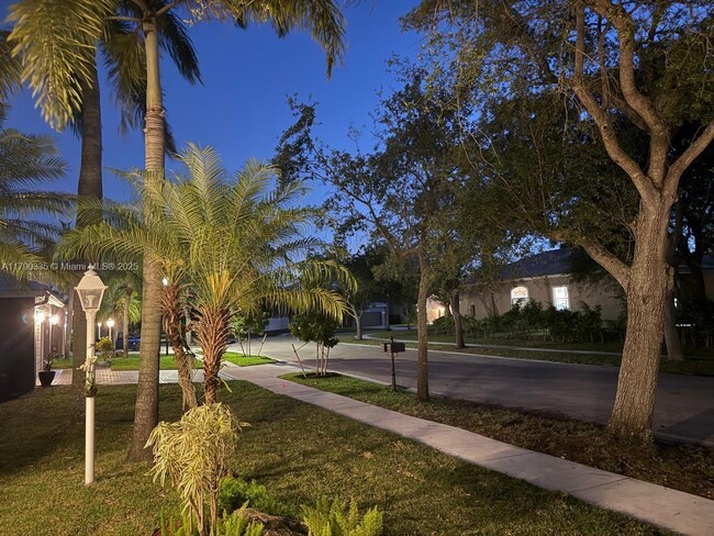 Foto del edificio - 1571 NW 132nd Ave