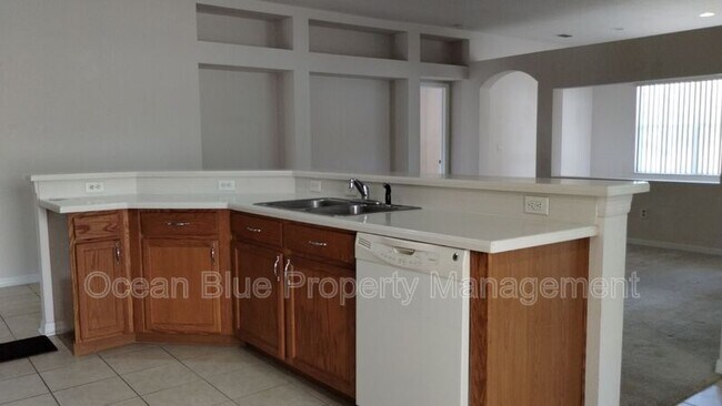 Building Photo - 9833 Jasmine Brook Cir