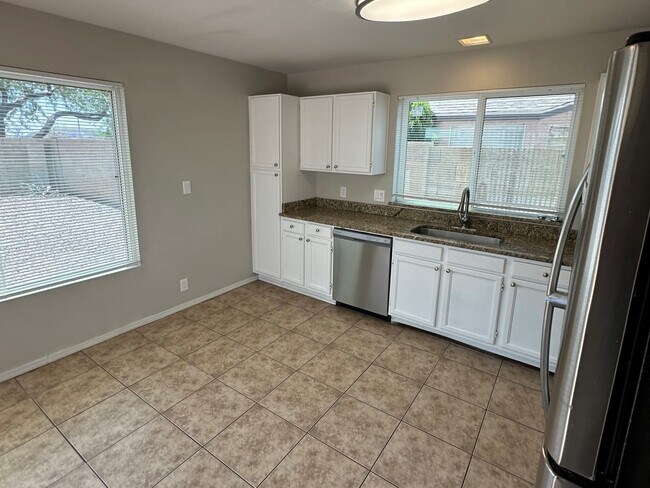 Building Photo - 3959 W Electra Ln