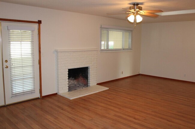 Foto del edificio - 4344 N 9th St