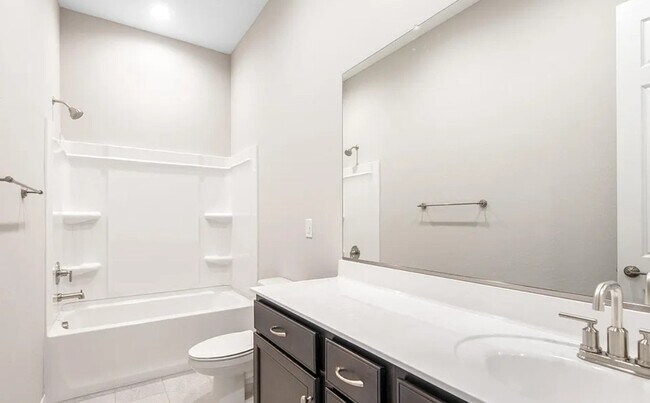 Foto del edificio - 16679 W Saguaro Park Ln