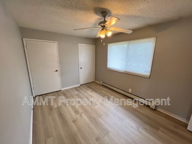 Building Photo - 325 Clymer Rd