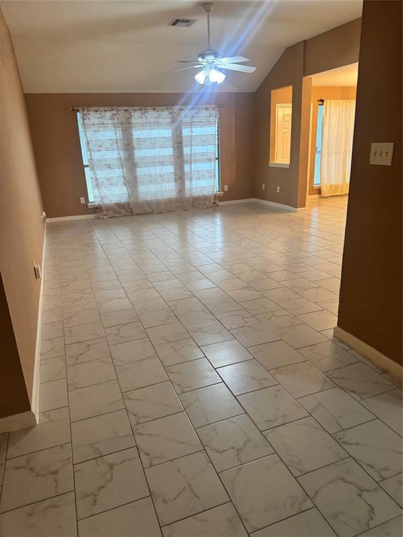 Building Photo - 7222 Greenwood Point Dr