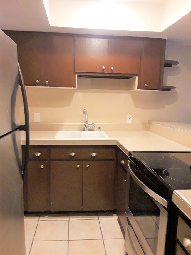 Foto del edificio - 1 bedroom, 2 bath condo with loft