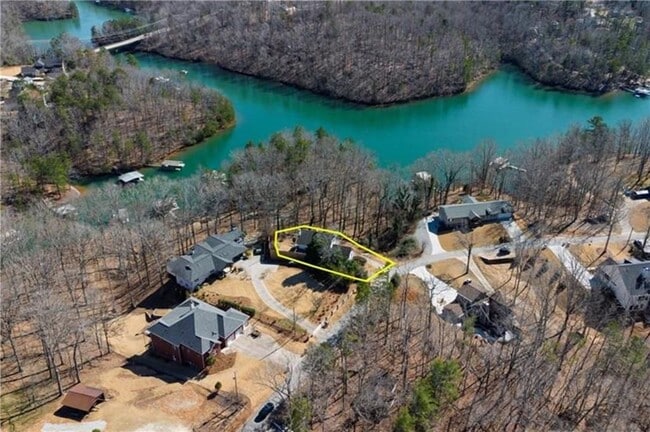 Building Photo - 5997 Warpath Rd