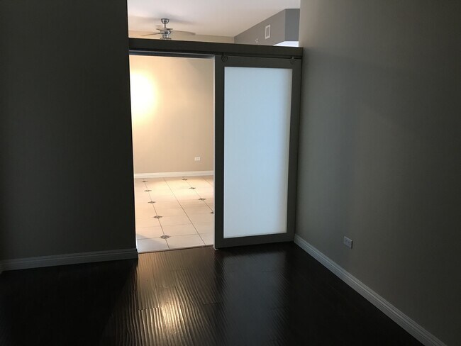 Building Photo - GORGEOUS CONDO AT ALLURE VIEWS !!!!!!