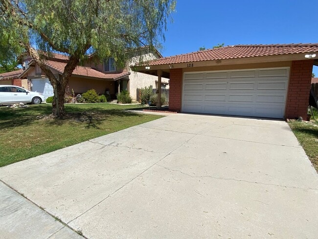Building Photo - LEASE HOME AVAILABLE!! UPGRADED!! UPGRADED!! UPGRADED!!