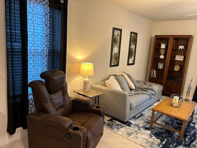 Foto del edificio - Newer DH Horton Home For Lease
